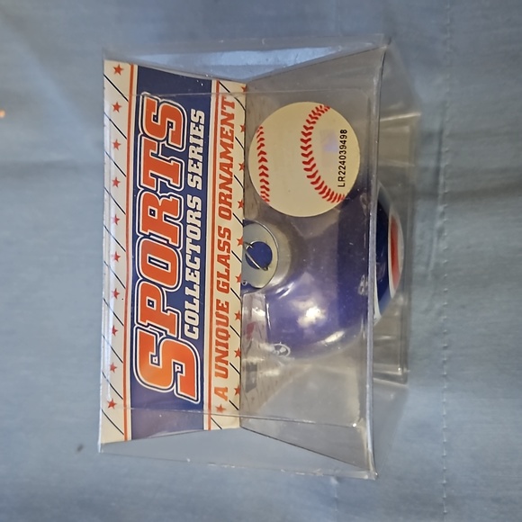 Vtg CUBS  MLB glass ornament w/candy canes - Picture 3 of 4